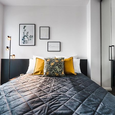Apartamenty Tespis - Sokolska 30 Towers Katovice Pokoj fotografie